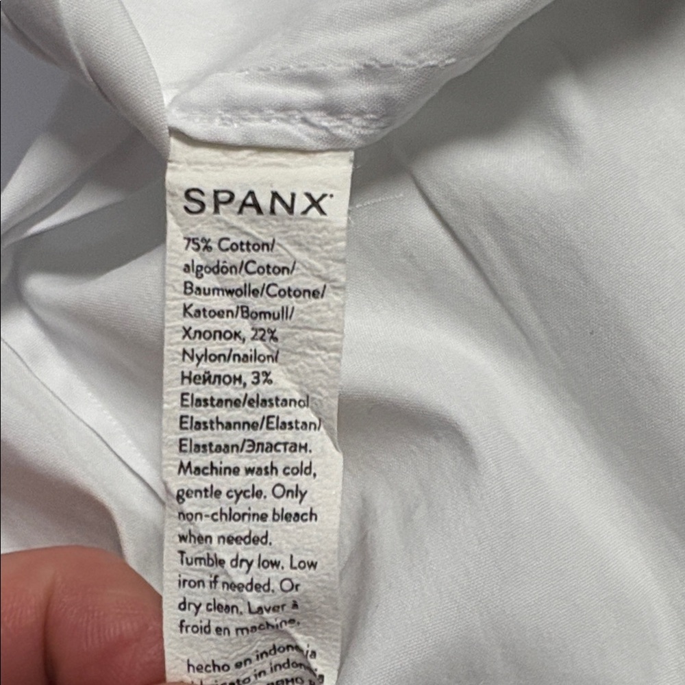 SPANX Stretch Poplin Button Front Pullover Blouse Classic White Size XS - Picture 7 of 7